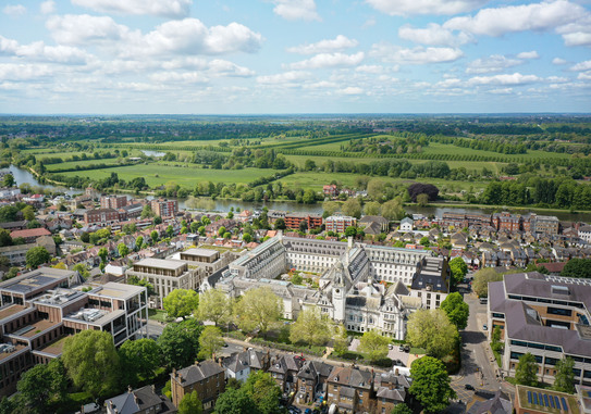 Exterior_view_of_London_Square_County_Hall_Kingston_apartment_building_543x381.jpg