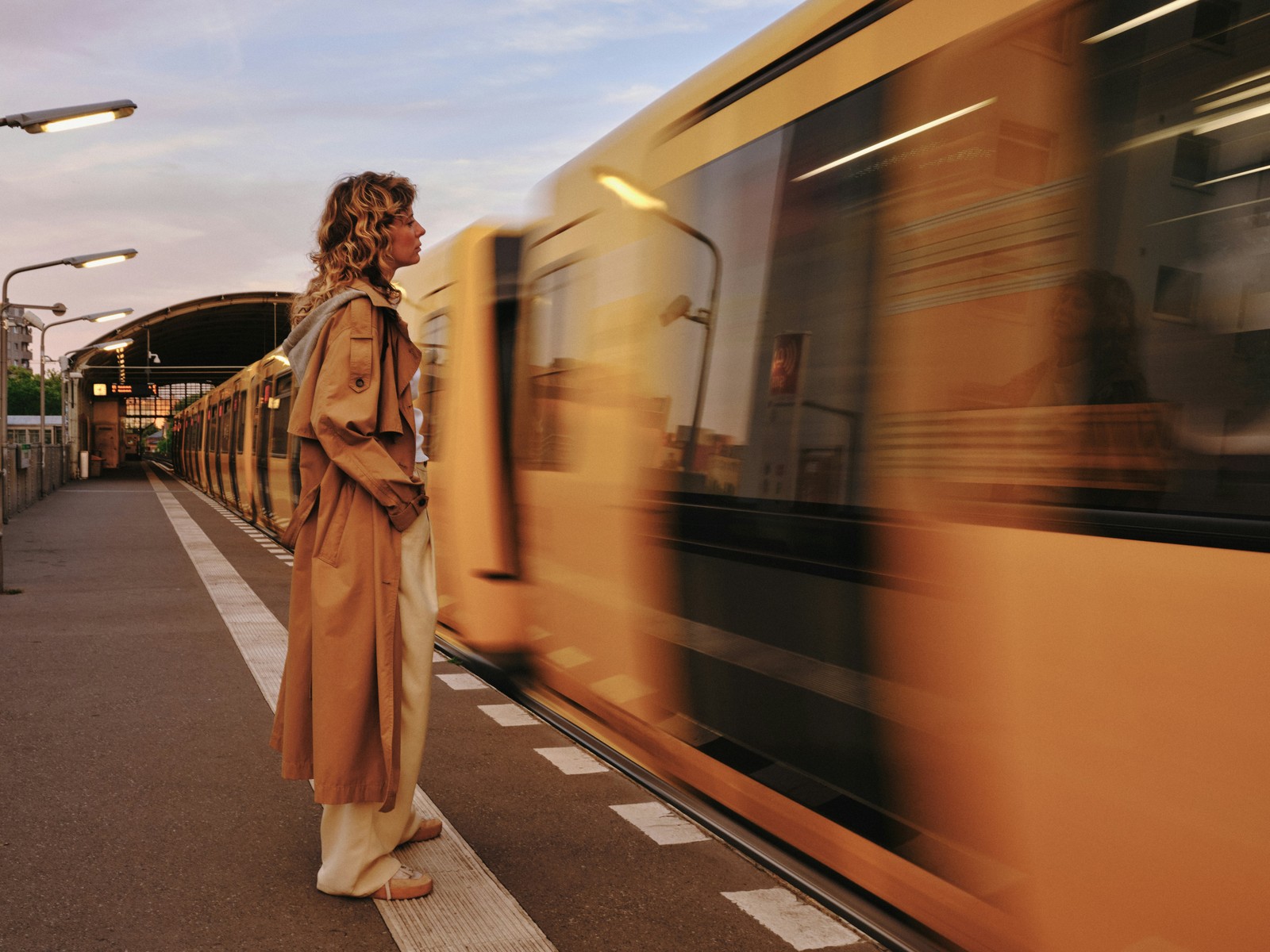<span>TRAVEL</span>