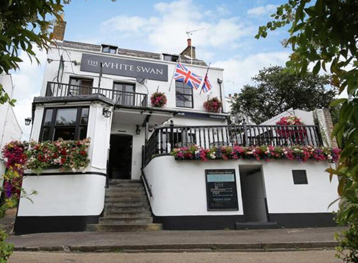 The top Twickenham bars you need to try