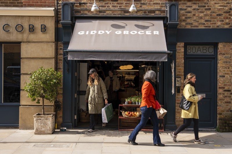 Join Us for a Private Preview at London Square Bermondsey